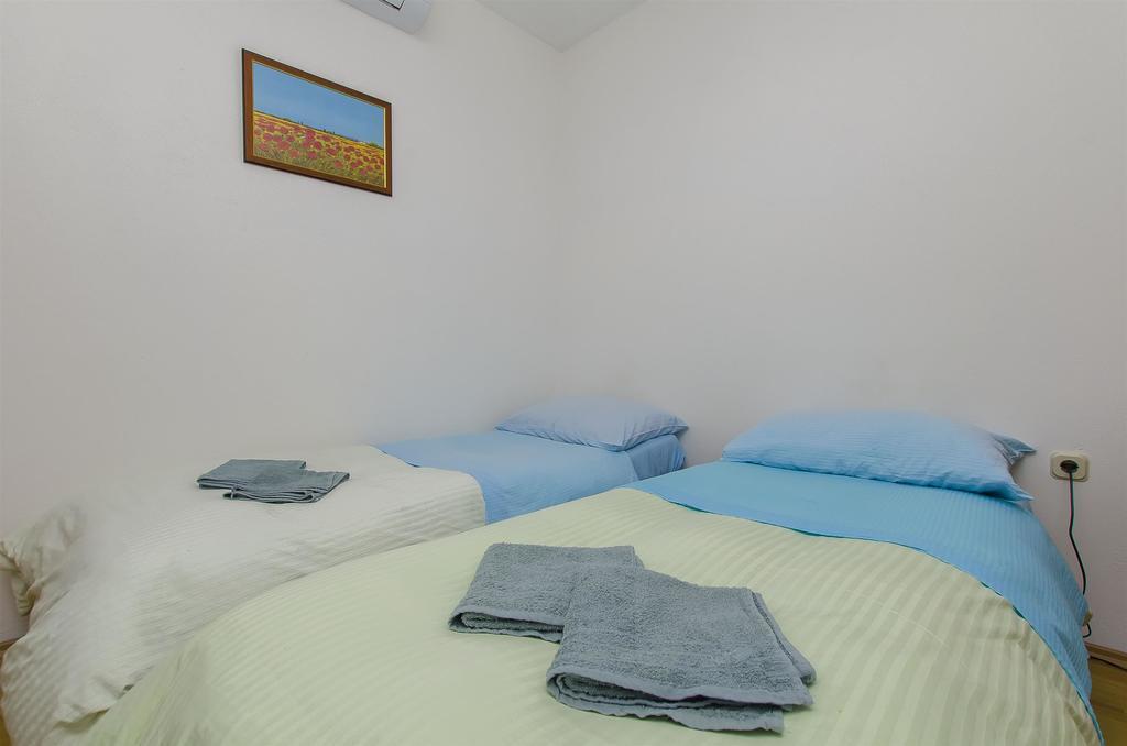 Rooms Marijana Caporice Exterior photo