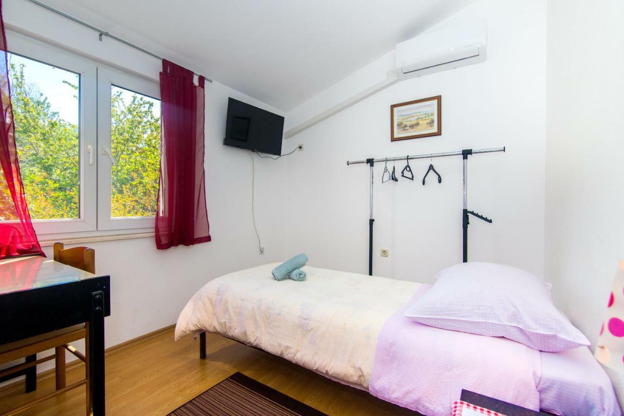 Rooms Marijana Caporice Exterior photo